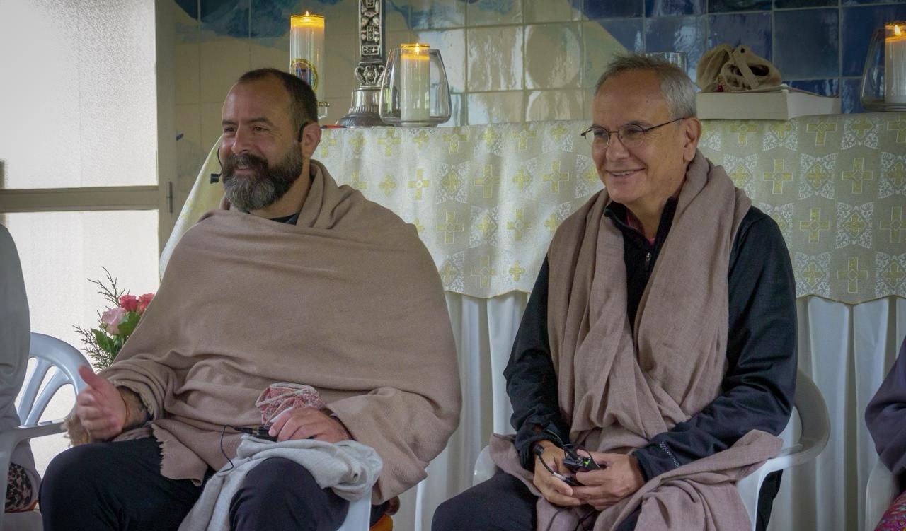 Retiro Yoga y Cristianismo en Ecuador con Gustavo Plaza y Pablo d’Ors